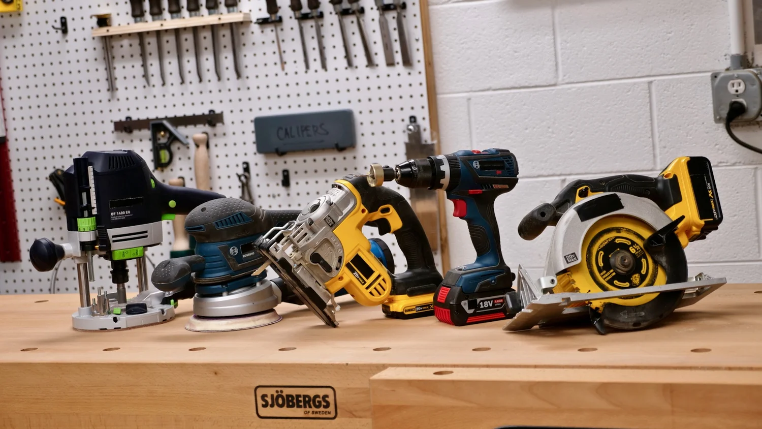 How to Start Woodworking with Limited Tools - Blog article featured image