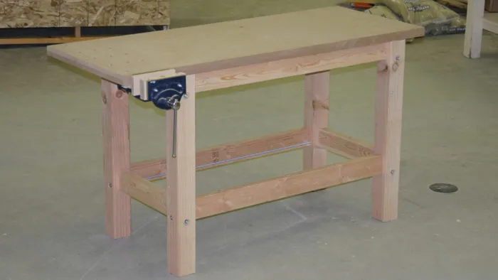 Still Don’t Have a Workbench? This Plan is Easy woodworking plan