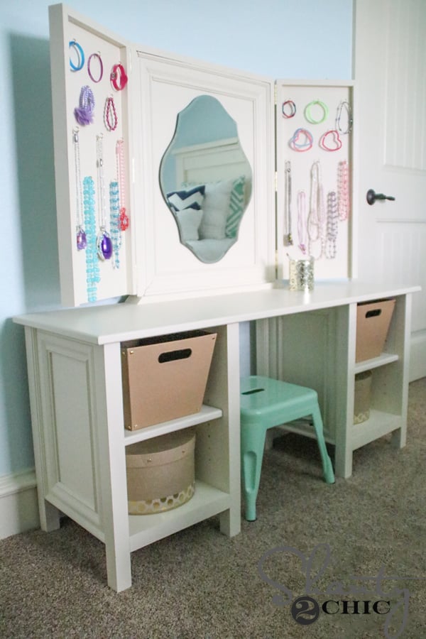 DIY Kids Vanity woodworking plan