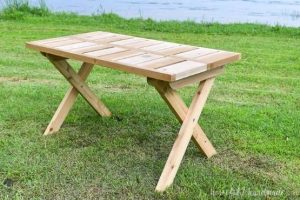 Folding Picnic Table - Image 1