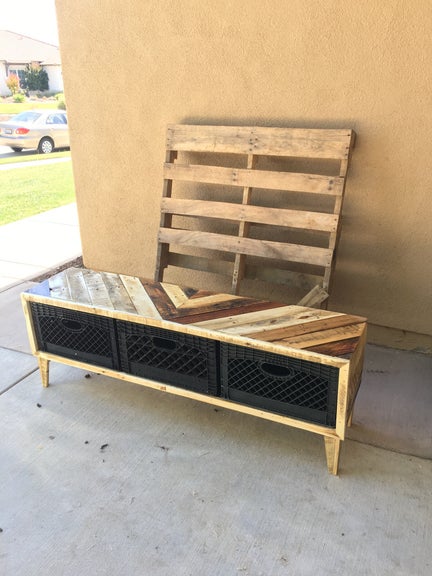 Pallet Wood Credenza woodworking plan