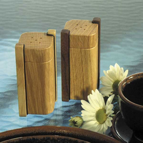 Woodworking Project Paper Plan to Build Salt & Pepper Shakers - Image 1