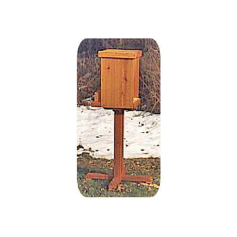Woodworking Project Paper Plan to Build Deer Feeder - Image 1