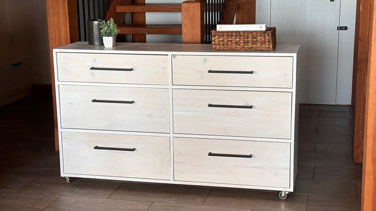 Max Storage Dresser – Easy to Modify Size woodworking plan