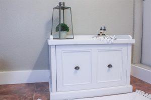 Laundry Hamper Bench woodworking plan