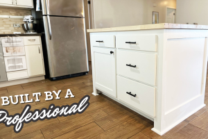 Classic Shaker Style Kitchen Island - Image 1