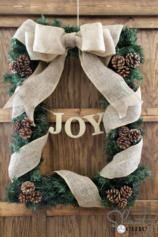 DIY Rectangle Christmas Wreath woodworking plan