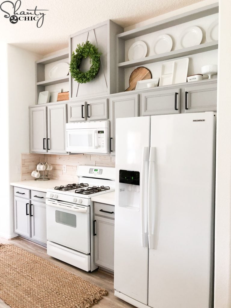 How To Easily Paint Kitchen Cabinet! - Image 1