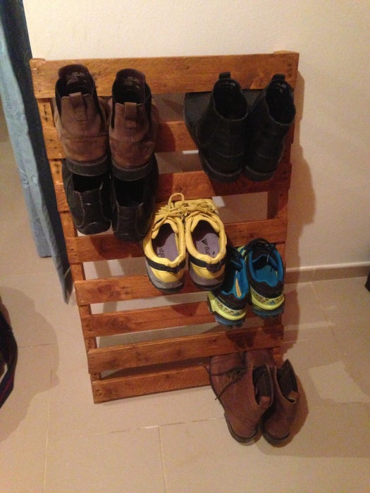 Easy Shoe Rack Made From Pallets for My Attic - Image 1