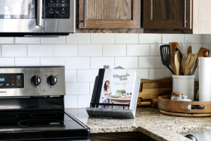 Wooden Cookbook Holder - Image 1