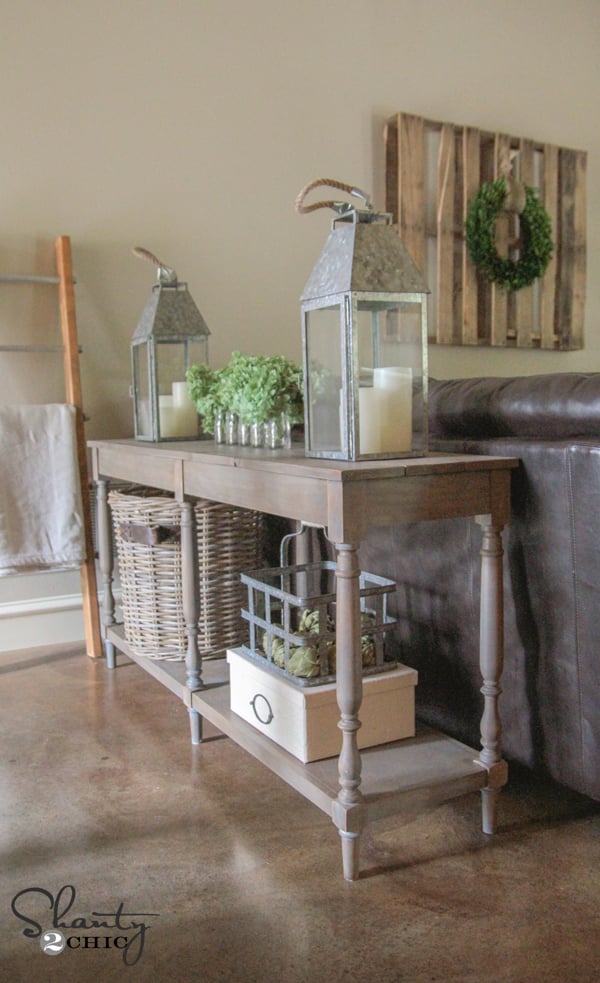 Turned Leg Console Table Free Plans! - Image 1