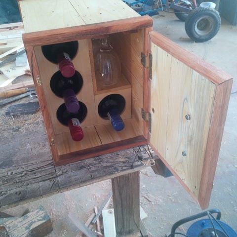 Wooden Wine Box From Old Pallets - Image 1