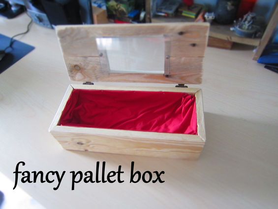 Fancy Pallet Box - Image 1