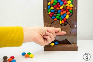 Desktop Candy Dispenser woodworking plan