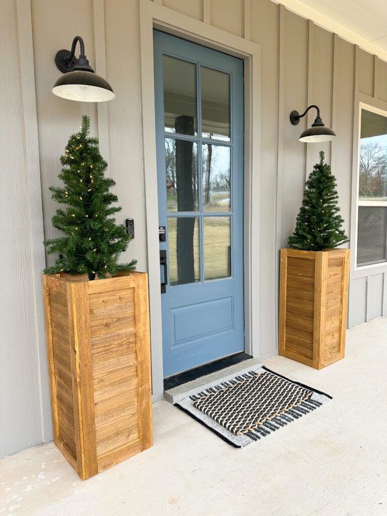 Homemade Planter Box – Free Plans - Image 1