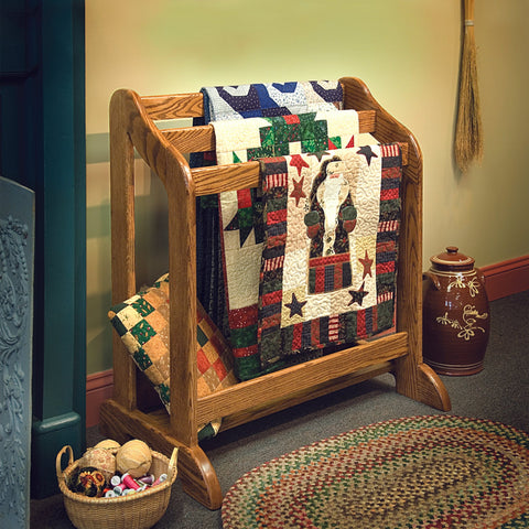 Woodworking Project Paper Plan to Build Heirloom Quilt Stand - Image 1