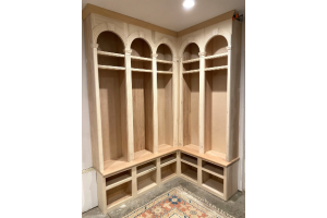 Mudroom Lockers – with CHARACTER! woodworking plan