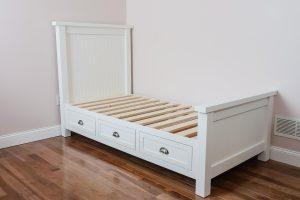 Farmhouse Platform Bed with Storage woodworking plan