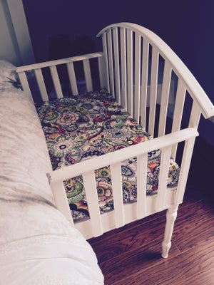 Pallet Wood Co-Sleeper - Image 1