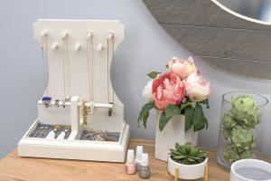 Jewelry Organizer - Image 1