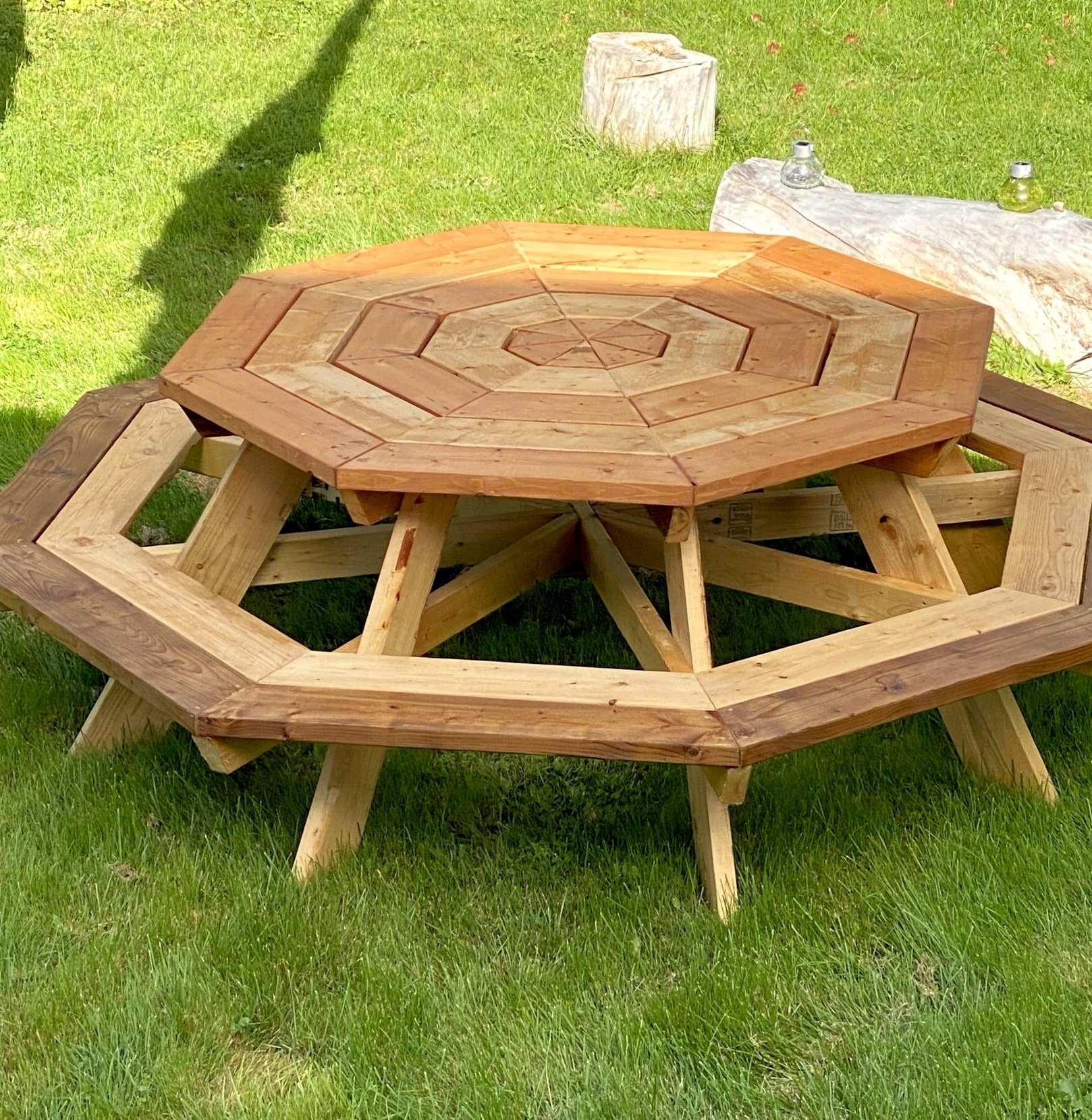 Octagon Picnic Table - Image 1