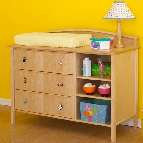 Woodworking Project Paper Plan to Build Double-Duty Changing Table/Dresser woodworking plan