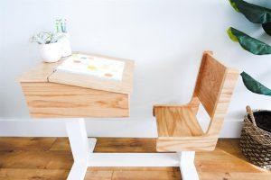 Kid’s School Desk - Image 1