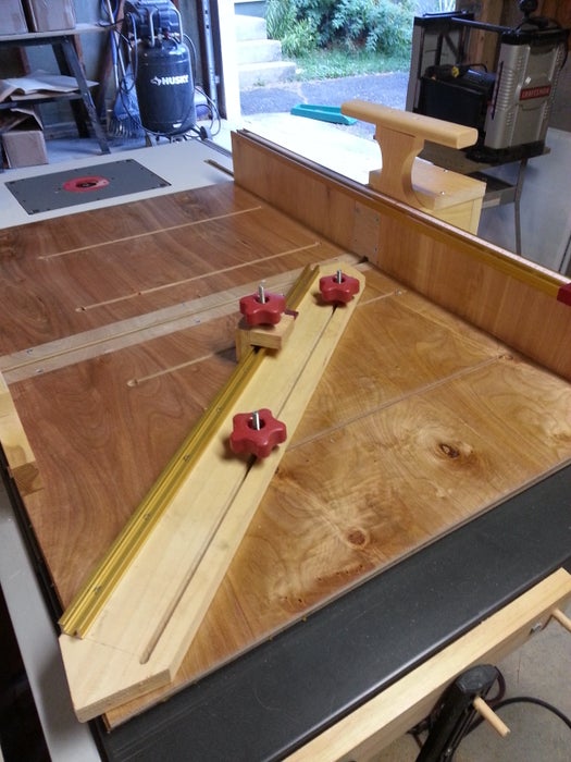 How to Make a Better Cross Cut Sled woodworking plan