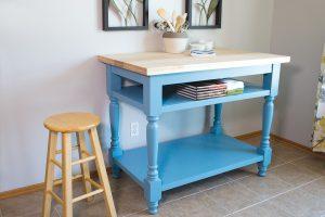 Classic Kitchen Island - Image 1
