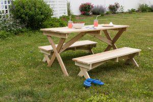 Kids Cedar Picnic Set - Image 1