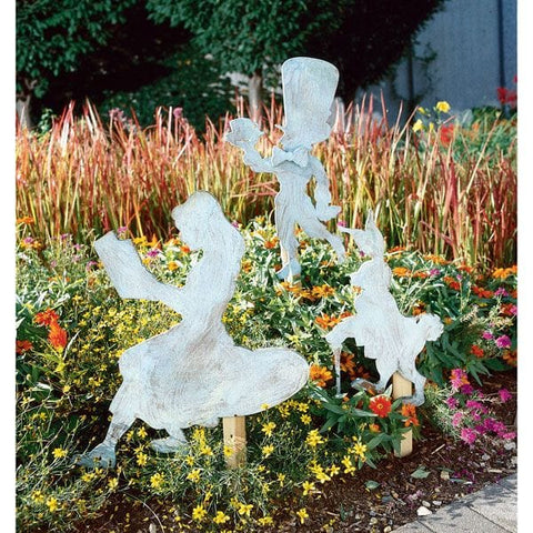 Woodworking Project Paper Plan to Build Alice in Wonderland Collection - Image 1