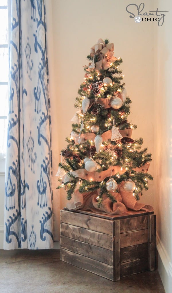 DIY Christmas Tree Crate - Image 1