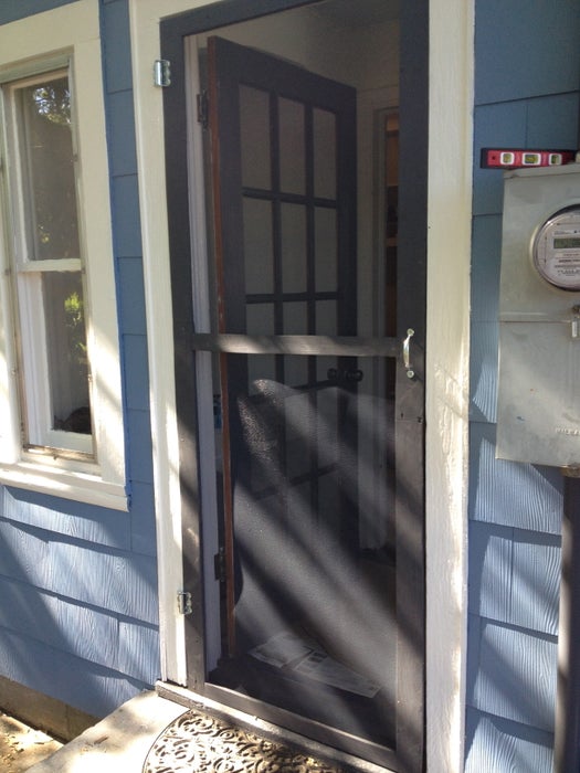 Pallet Screen Door - Image 1