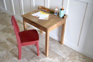 School Desk- small child size - Image 1