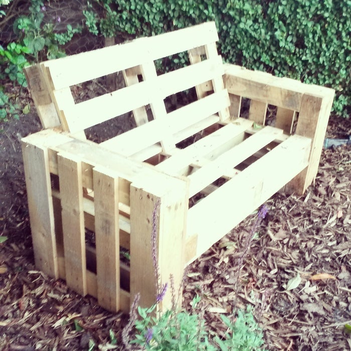 DIY Pallet Sofa - Image 1