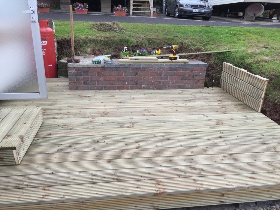 Decking on Top of Pallets - Image 1